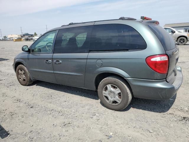 2003 Chrysler Town & Country LX