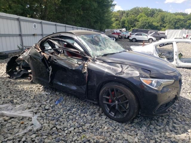 2021 Alfa Romeo Stelvio TI