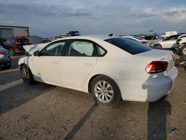 2015 Volkswagen Passat S