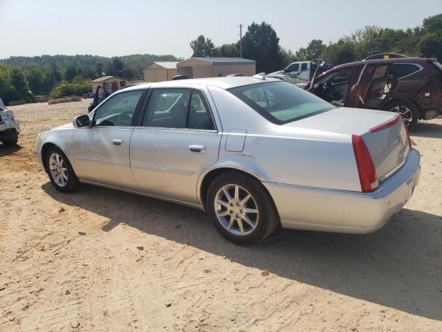 2011 Cadillac DTS Luxury Collection