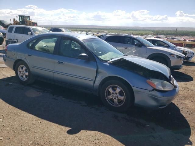 2005 Ford Taurus SE