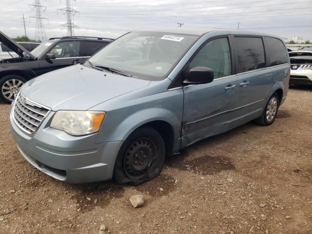 2009 Chrysler Town & Country LX