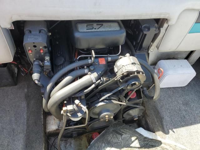 1995 Marlin Yacht Boat With Trailer