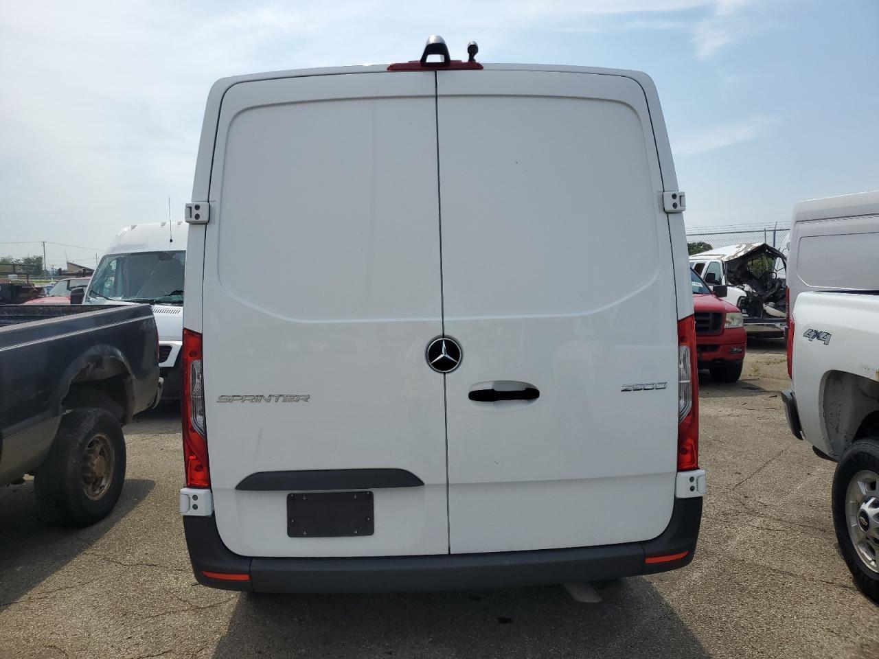 2023 Mercedes-Benz Sprinter 2500
