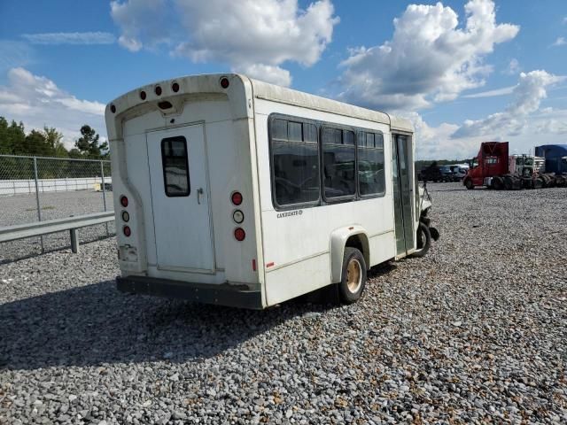 2006 Ford Econoline E350 Super Duty Cutaway Van