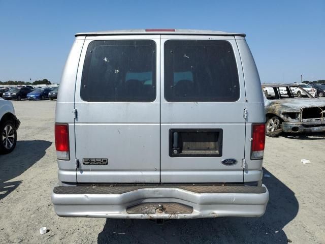 2000 Ford Econoline E350 Super Duty Wagon