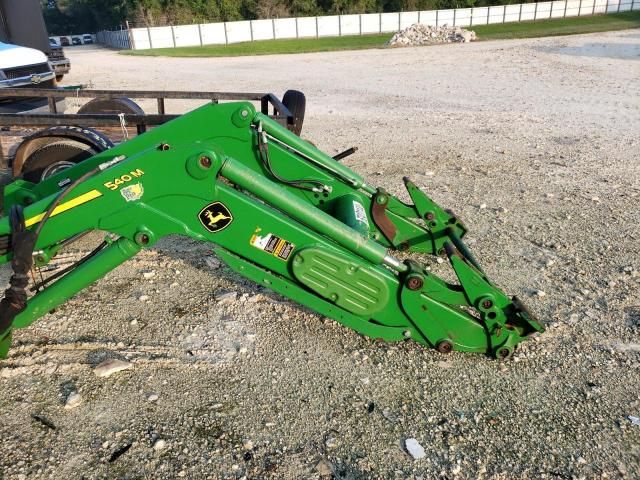 2020 John Deere Lift