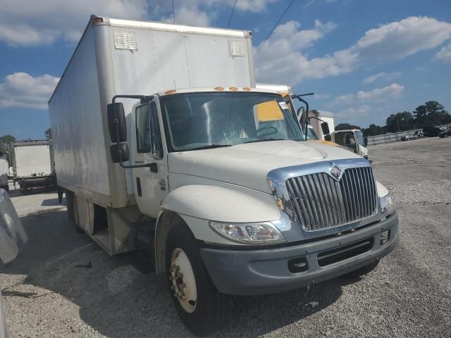 2003 International 4000 4200