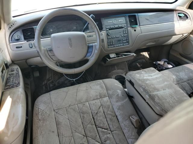 2006 Lincoln Town Car Signature