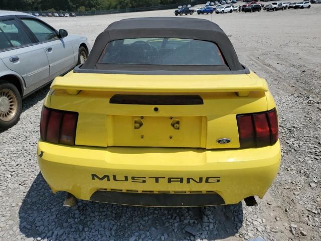 2003 Ford Mustang