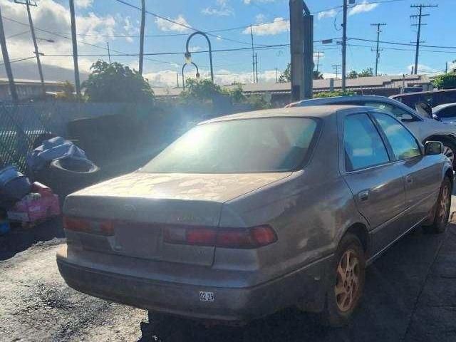 1999 Toyota Camry LE