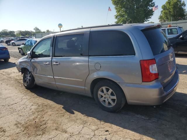 2013 Chrysler Town & Country Touring