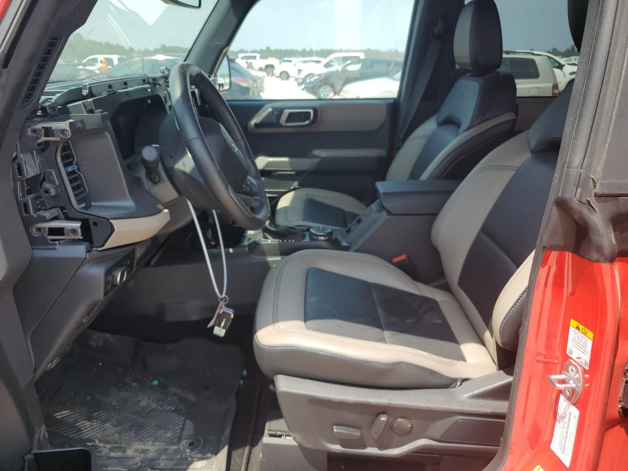 2023 Ford Bronco Base