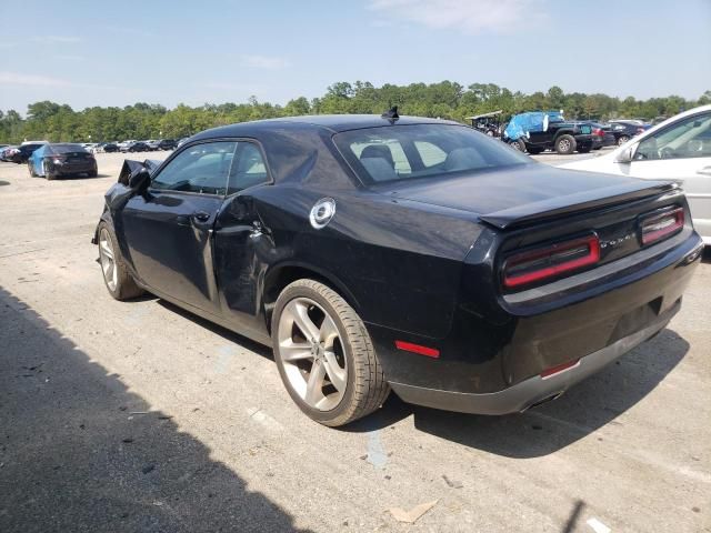 2017 Dodge Challenger SXT