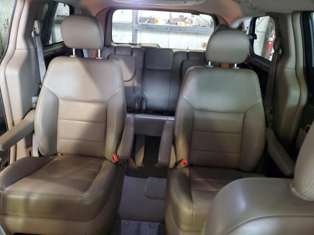 2012 Volkswagen Routan SEL Premium