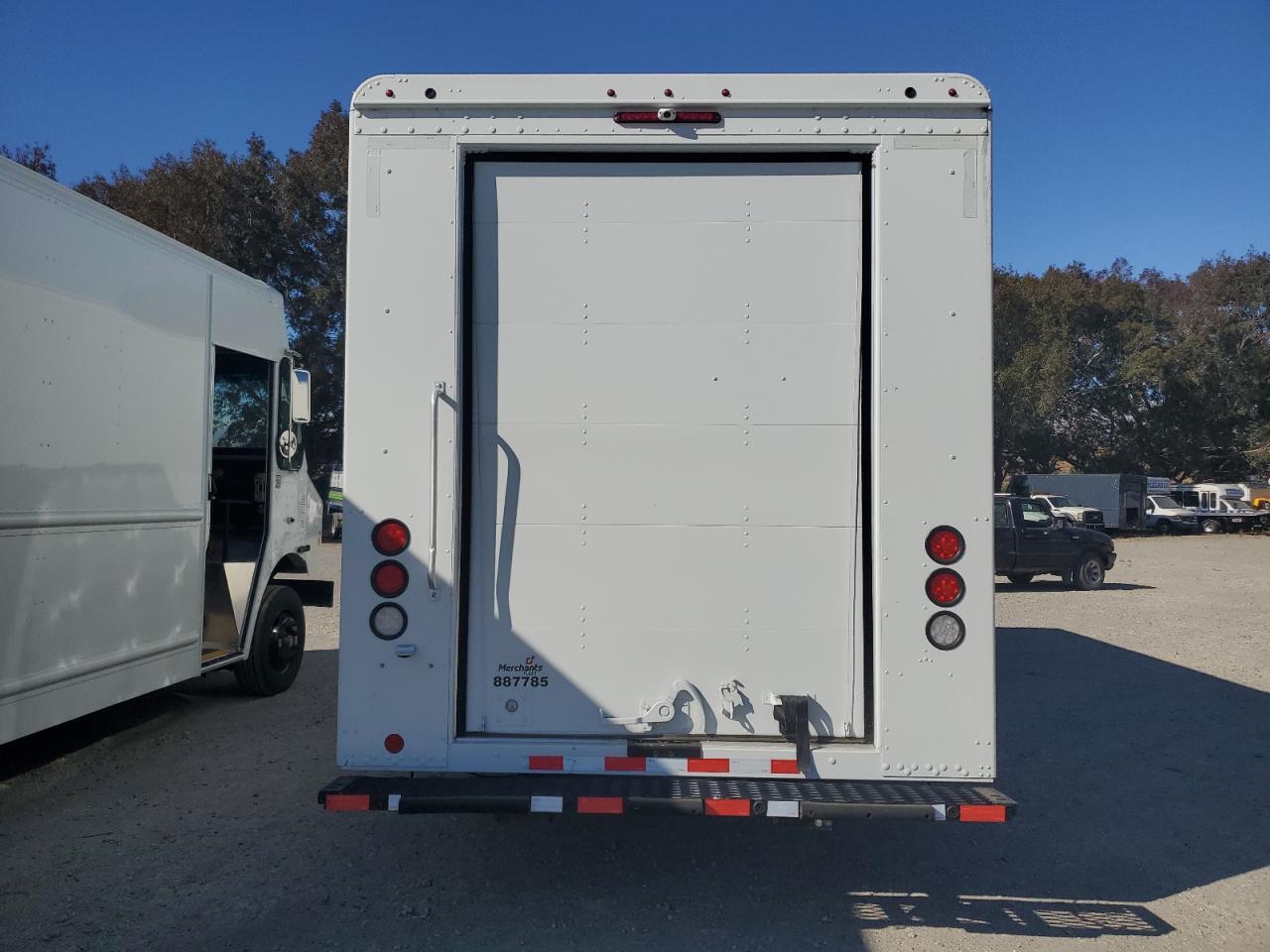 2021 XOS SV05