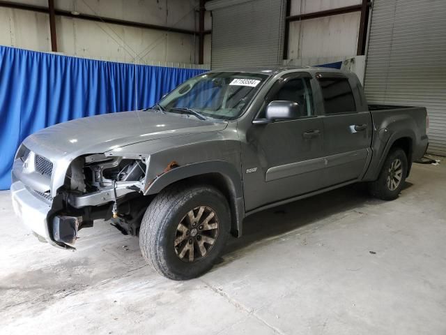 2006 Mitsubishi Raider Durocross