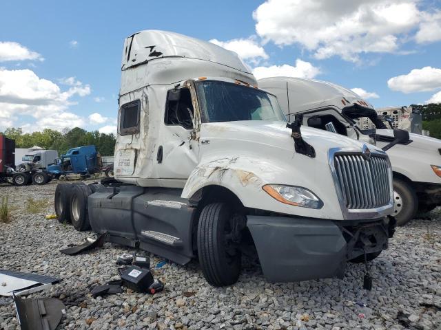 2018 International LT625
