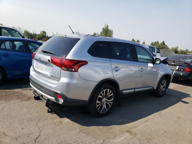 2016 Mitsubishi Outlander SE