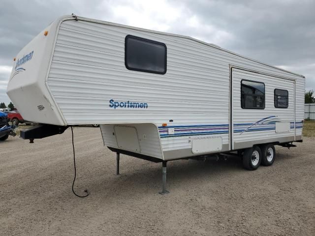 2000 Sportsmen Trailer