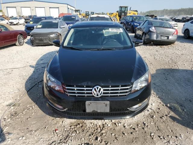 2014 Volkswagen Passat SEL