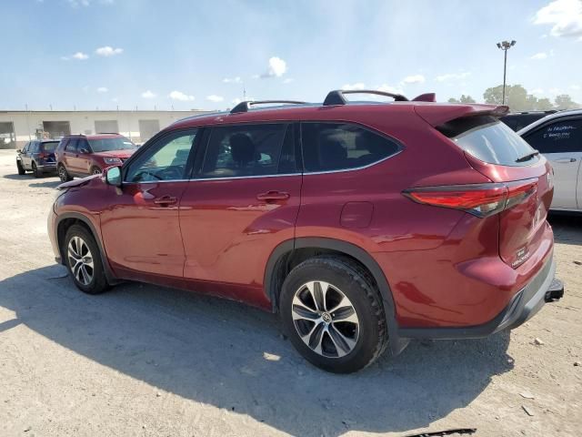 2021 Toyota Highlander XLE