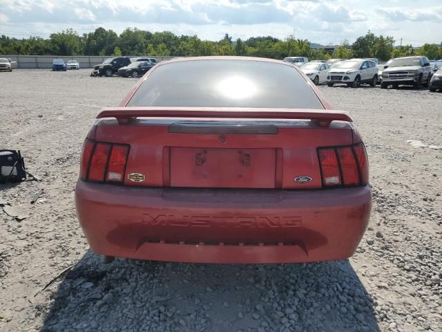 2004 Ford Mustang