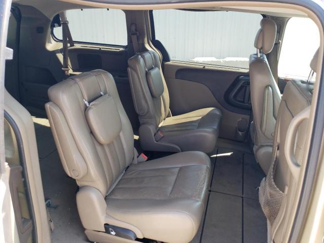 2011 Chrysler Town & Country Touring L