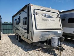 Coachmen Freedom ex Vehiculos salvage en venta: 2016 Coachmen Freedom EX