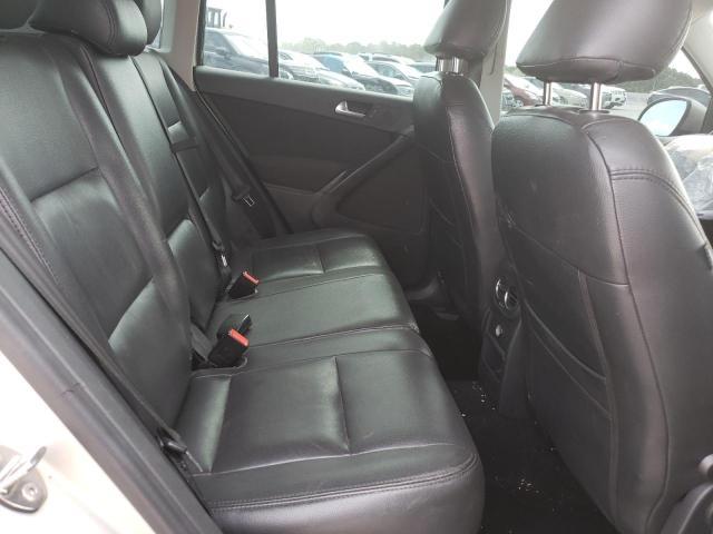 2015 Volkswagen Tiguan S