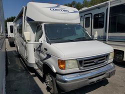 Coachmen Vehiculos salvage en venta: 2004 Coachmen 2004 Ford Econoline E450 Super Duty Cutaway Van