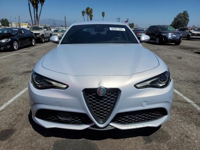 2022 Alfa Romeo Giulia