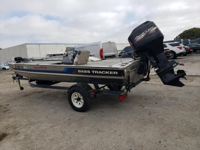 1994 Tracker Boat