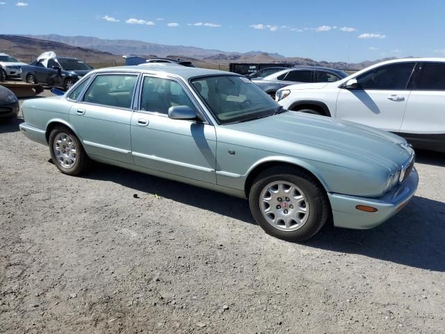 2000 Jaguar XJ8