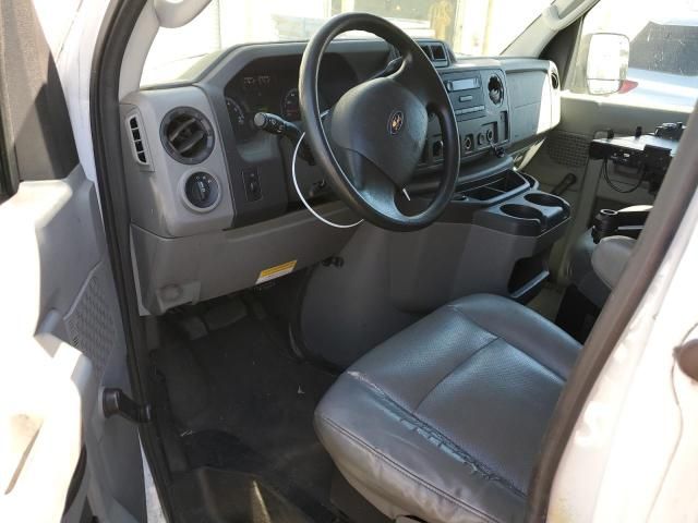 2010 Ford Econoline E250 Van