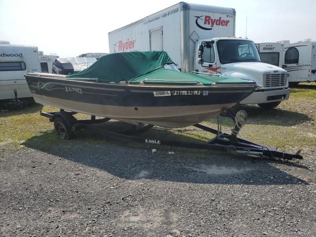 2000 Lund Boat With Trailer