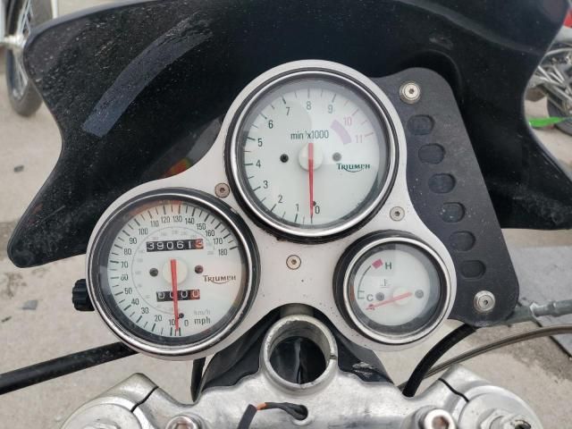 2000 Triumph Speedtripl