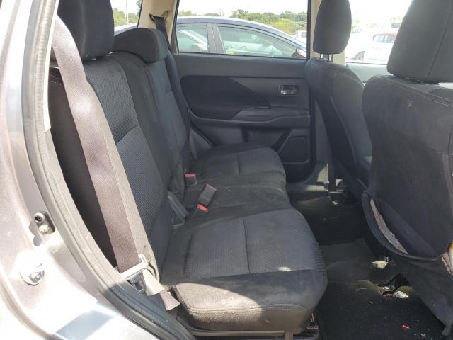 2018 Mitsubishi Outlander SE