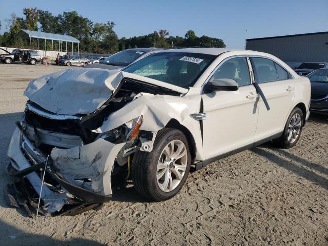 2010 Ford Taurus SEL