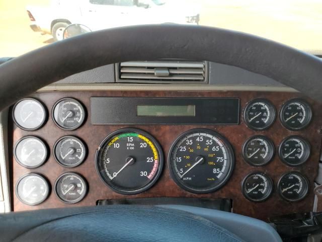 2008 Freightliner Conventional ST120