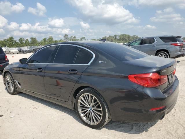 2019 BMW 530E