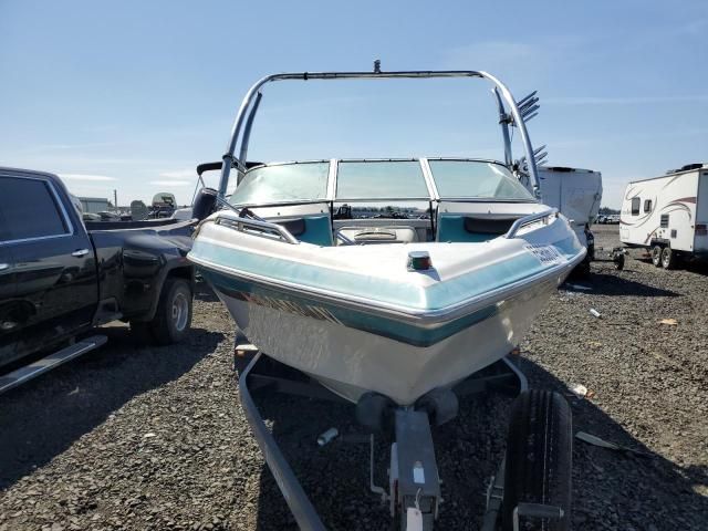 1995 Marlin Yacht Boat With Trailer