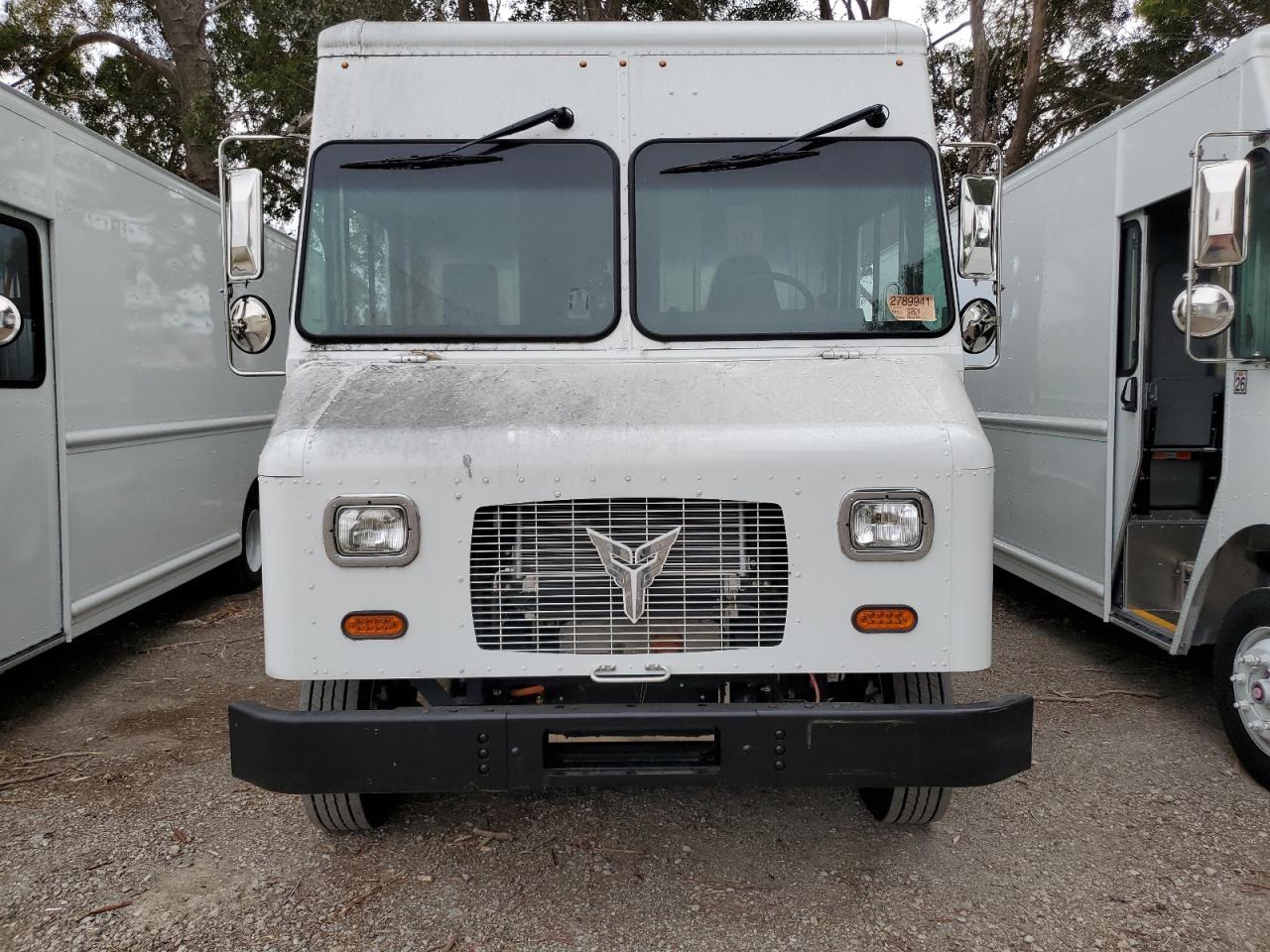 2022 XOS SV05