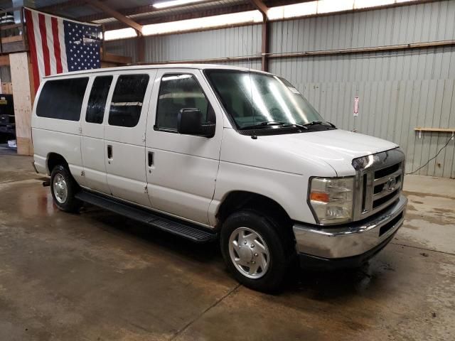 2013 Ford Econoline E350 Super Duty Wagon