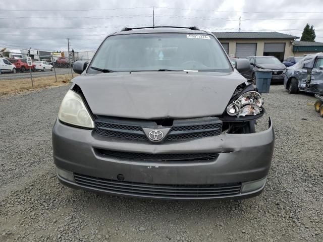 2005 Toyota Sienna XLE