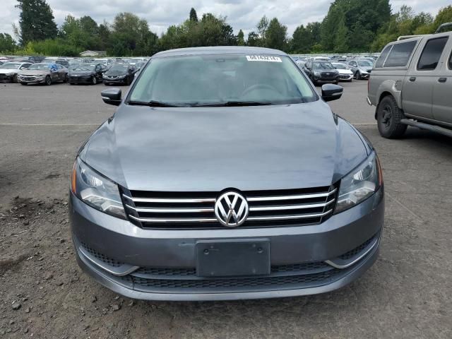 2013 Volkswagen Passat S