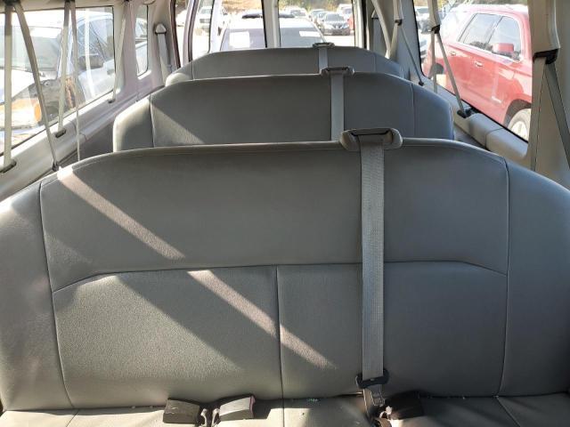 2011 Ford Econoline E350 Super Duty Wagon