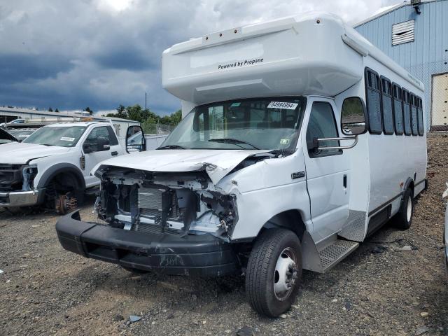 2023 Ford Econoline E450 Super Duty Cutaway Van