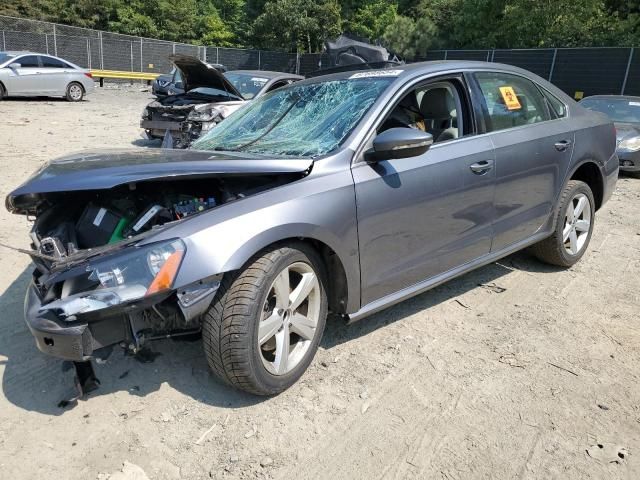 2012 Volkswagen Passat SE