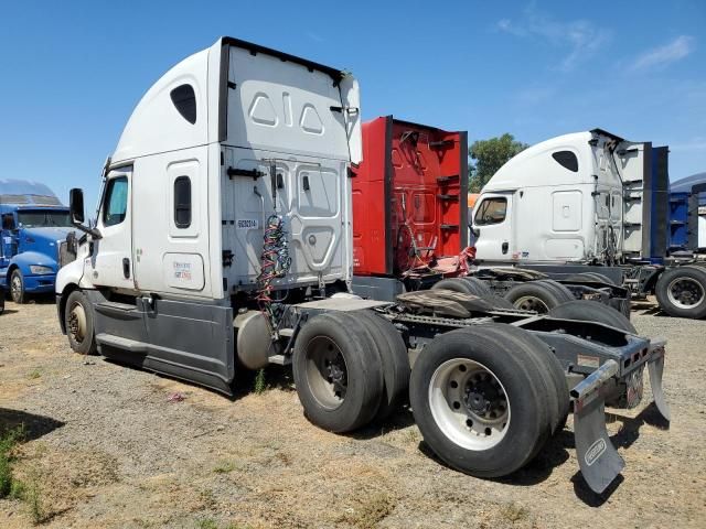 2022 Freightliner Cascadia 126